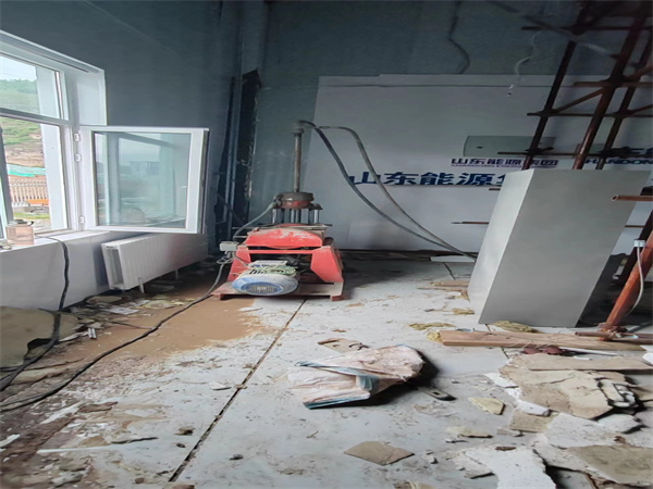 盐池地基基础下沉墙体裂缝加固注浆顶升施工